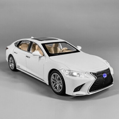 1/32 Lexus LS500h Diecast Model Car Pull Back