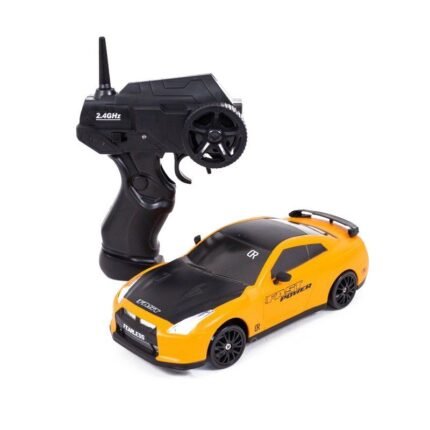 Nissan GT-R RC Drift Car 1:24 4WD Interchangeable Wheels